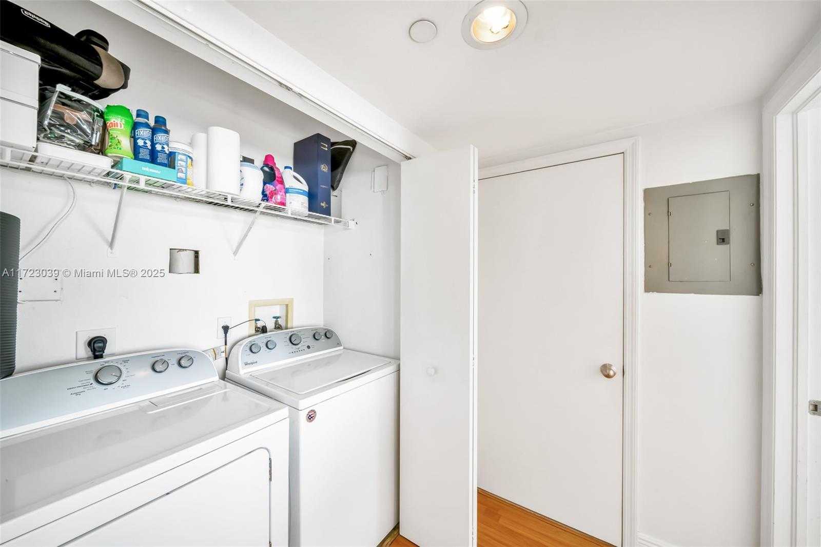 Small Image of 1330 WEST AVE #1904, Miami Beach Number 15
