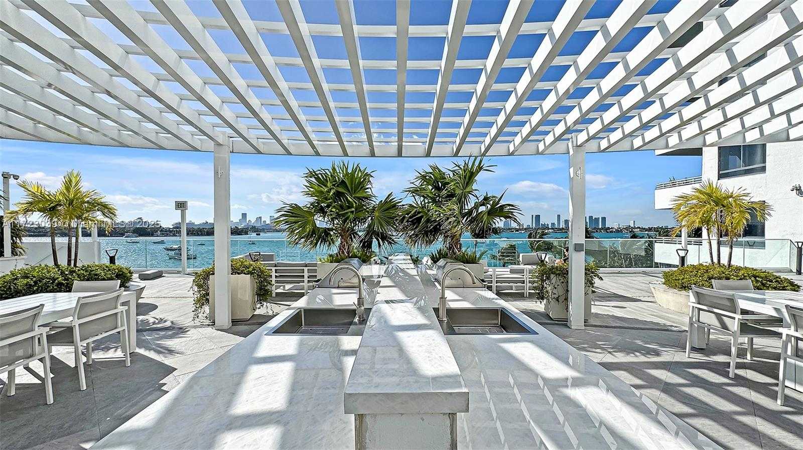 Small Image of 1330 WEST AVE #1904, Miami Beach Number 18