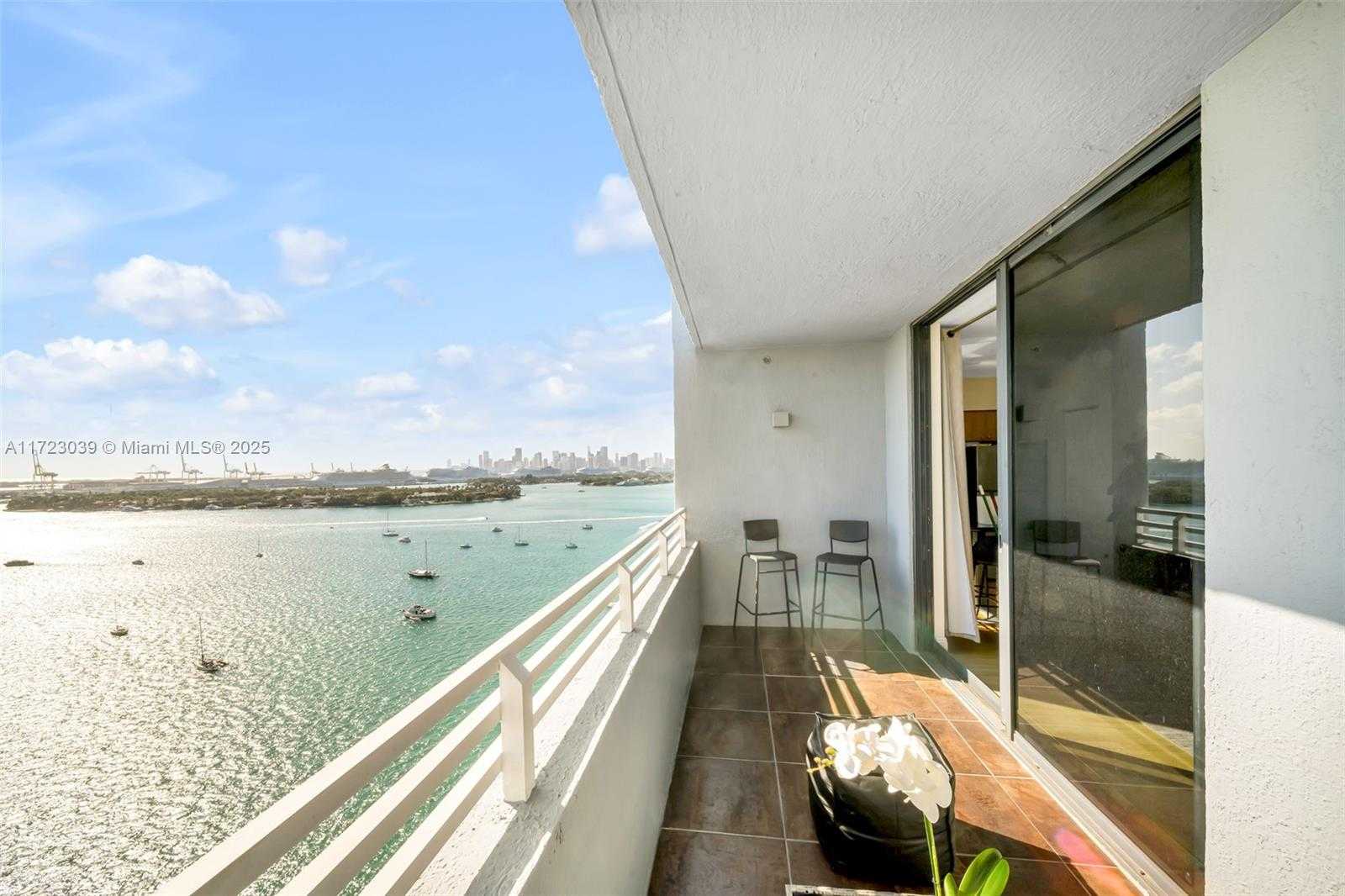 Small Image of 1330 WEST AVE #1904, Miami Beach Number 19