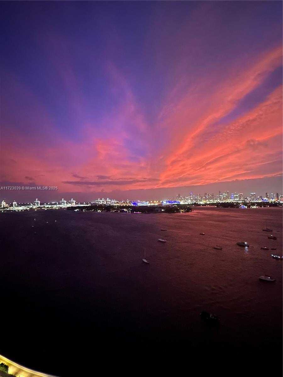 Small Image of 1330 WEST AVE #1904, Miami Beach Number 22