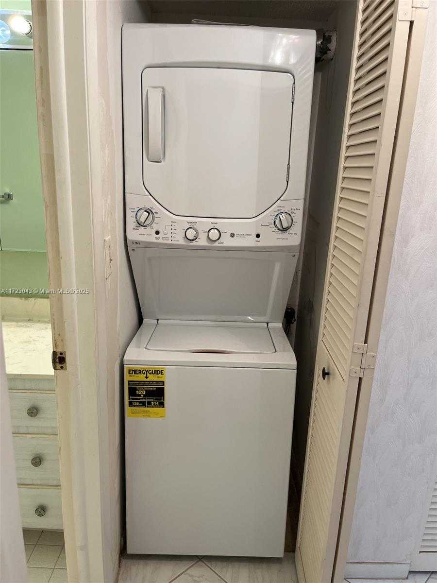 Small Image of 3930 INVERRARY #506-D, Lauderhill Number 23