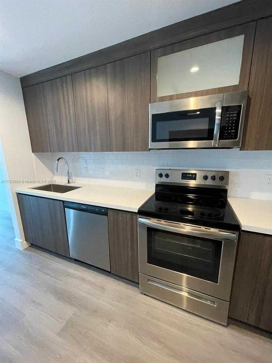 Small Image of 1938 JACKSON ST #301, Hollywood Number 21