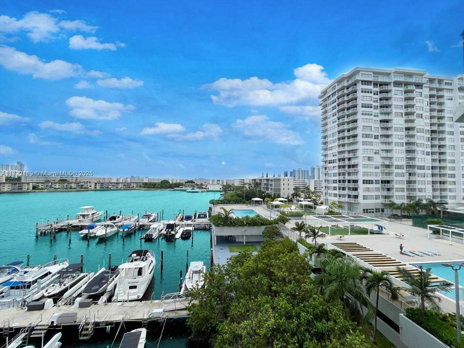 Small Image of 18081 BISCAYNE BLVD #505, Aventura Number 23