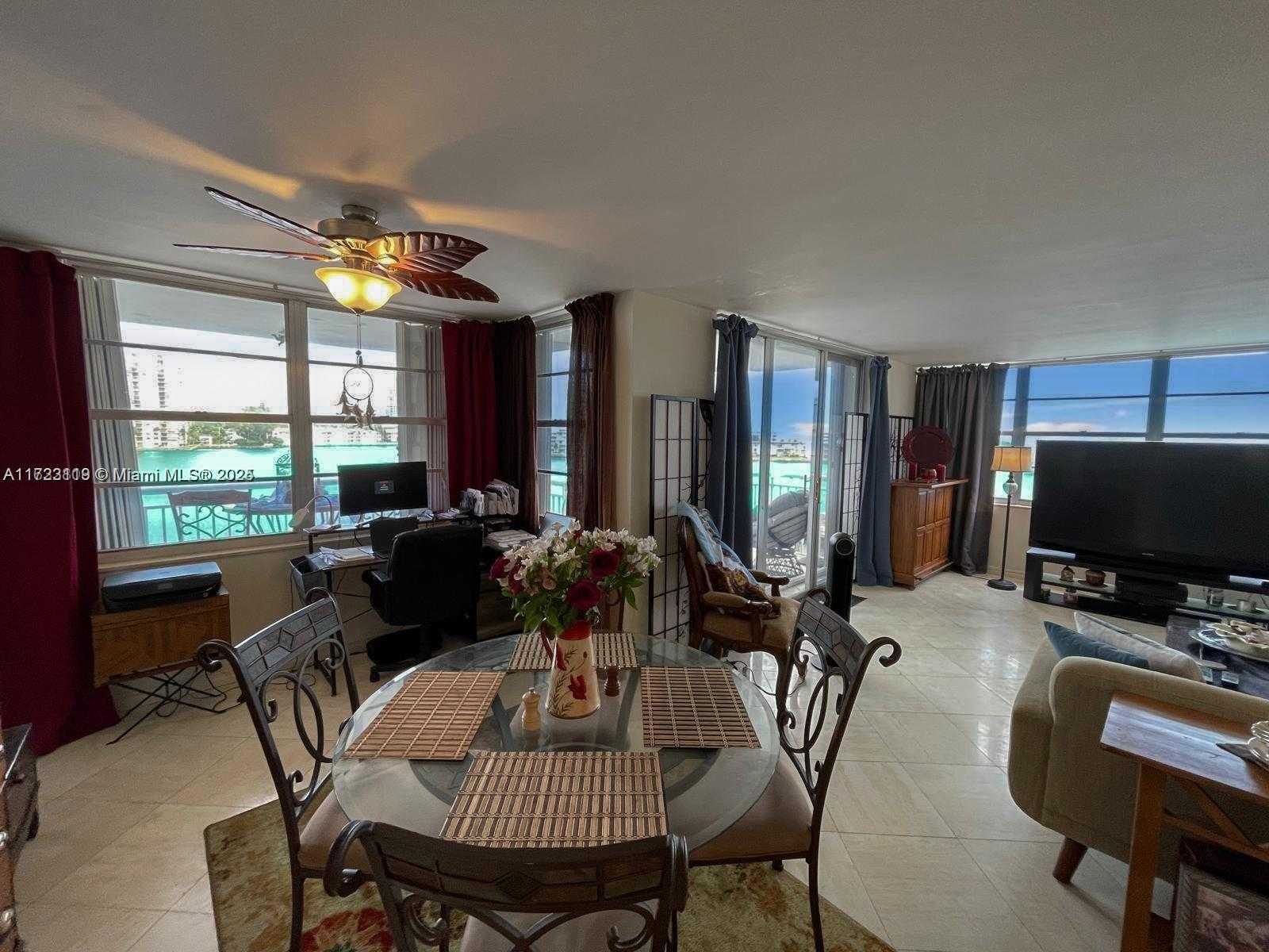 Small Image of 18081 BISCAYNE BLVD #505, Aventura Number 5