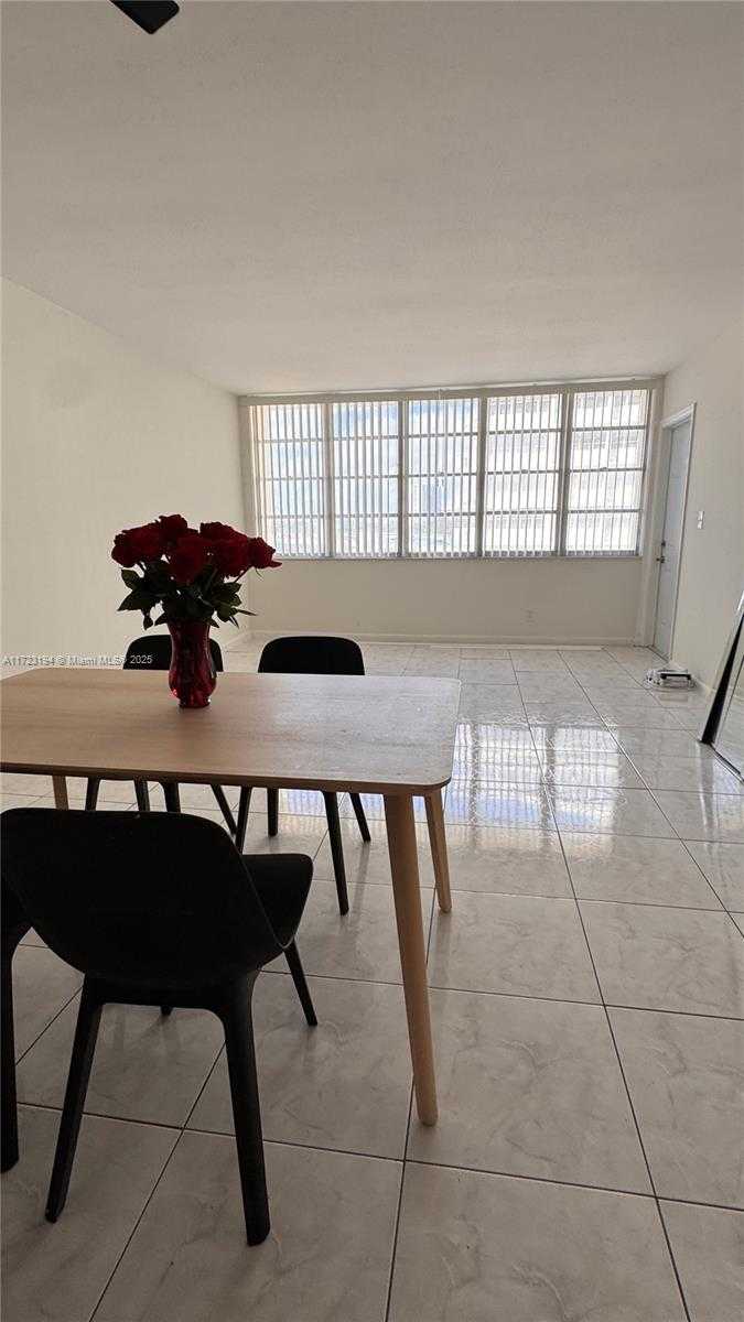 Small Image of 1825 SOUTH OCEAN DR #506, Hallandale Beach Number 2