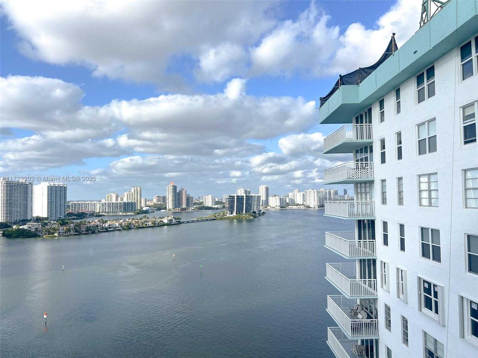 Small Image of 301 174TH ST #2201, Sunny Isles Beach Number 3