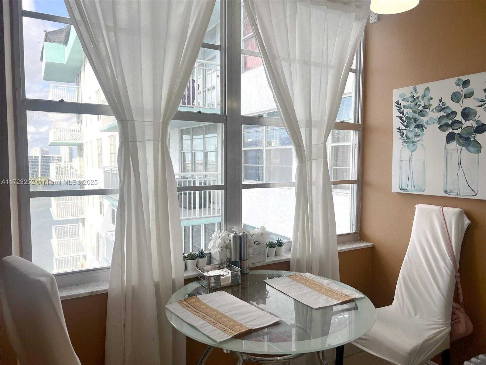 Small Image of 301 174TH ST #2201, Sunny Isles Beach Number 6