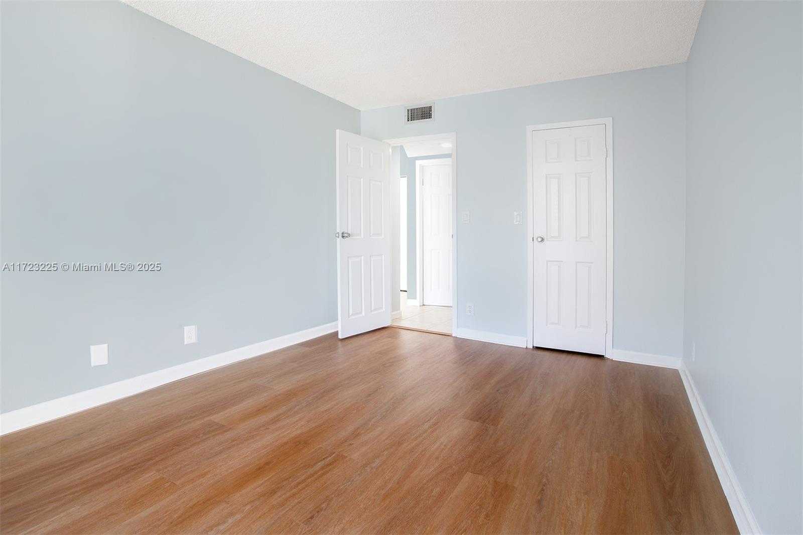 Small Image of 601 THREE ISLANDS BLVD #217, Hallandale Beach Number 13