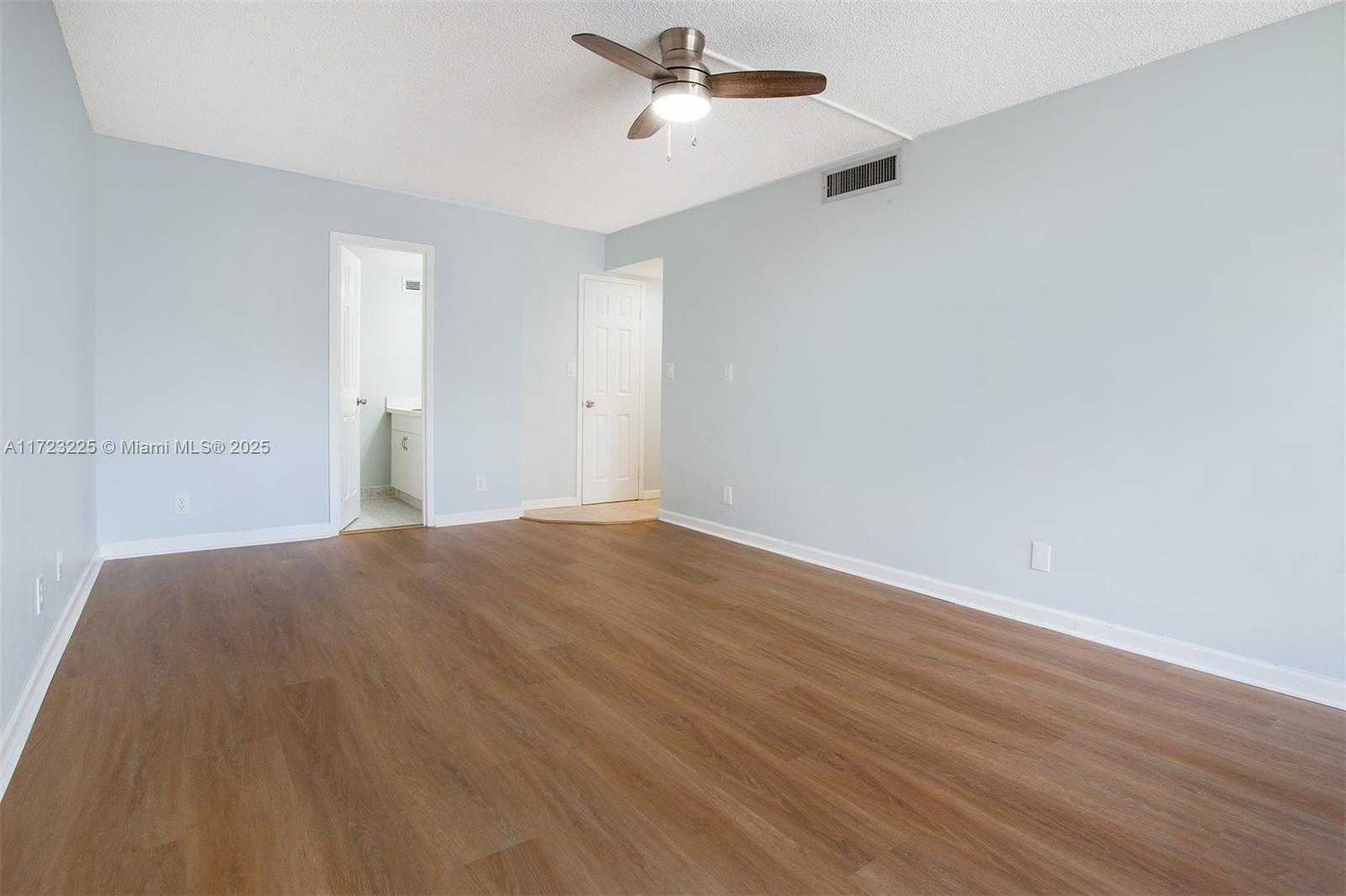 Small Image of 601 THREE ISLANDS BLVD #217, Hallandale Beach Number 21