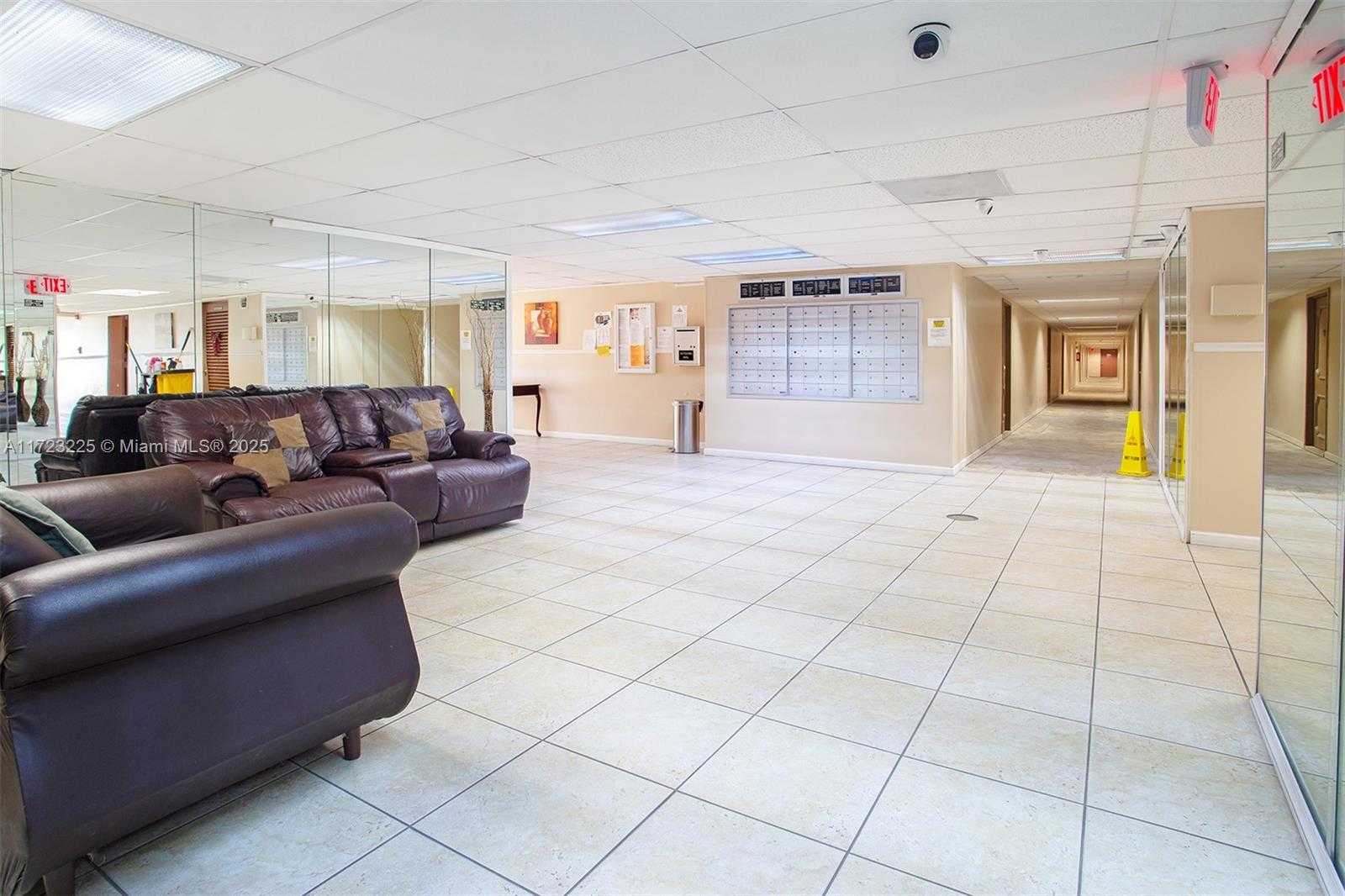 Small Image of 601 THREE ISLANDS BLVD #217, Hallandale Beach Number 25