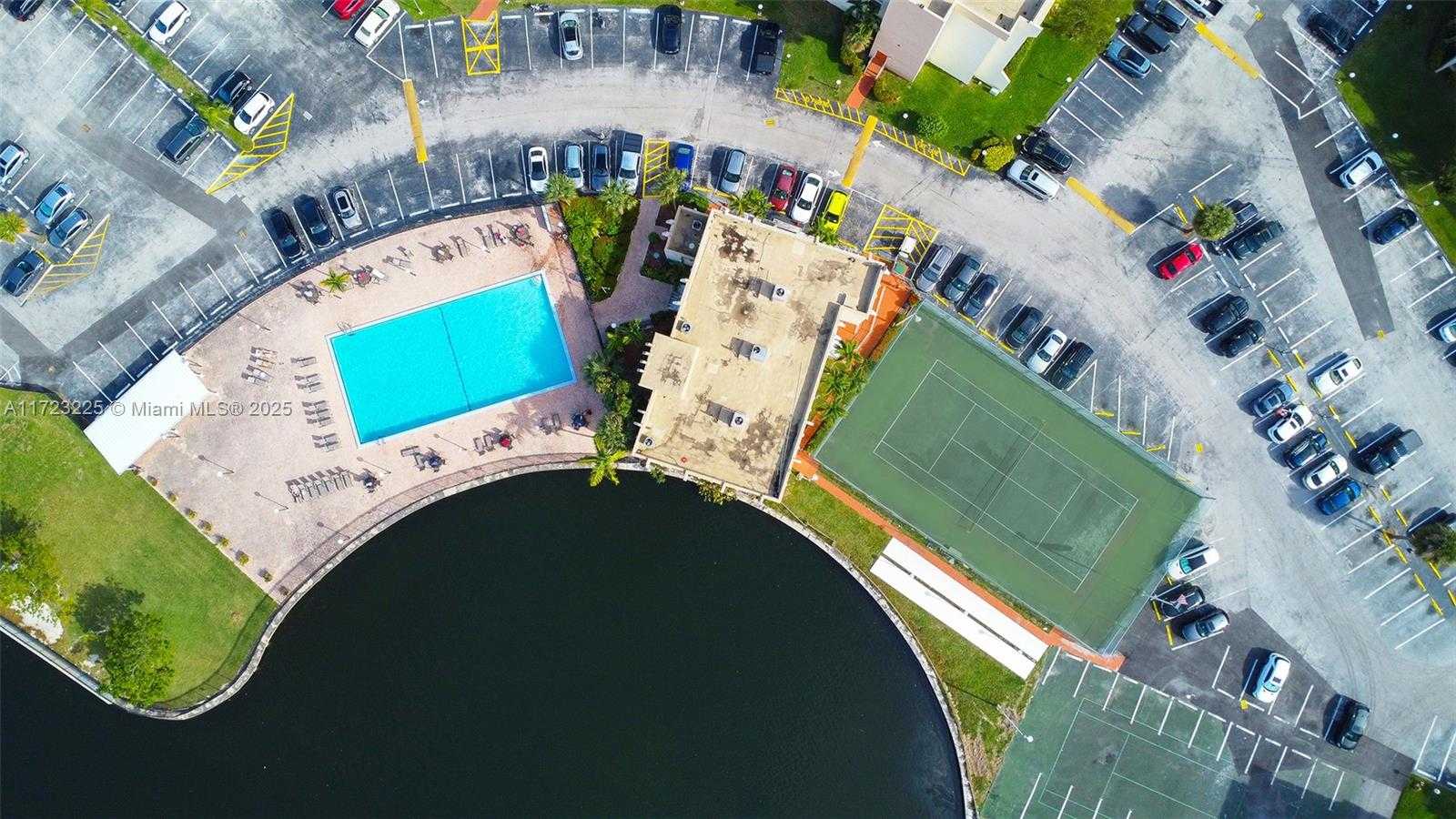 Small Image of 601 THREE ISLANDS BLVD #217, Hallandale Beach Number 31