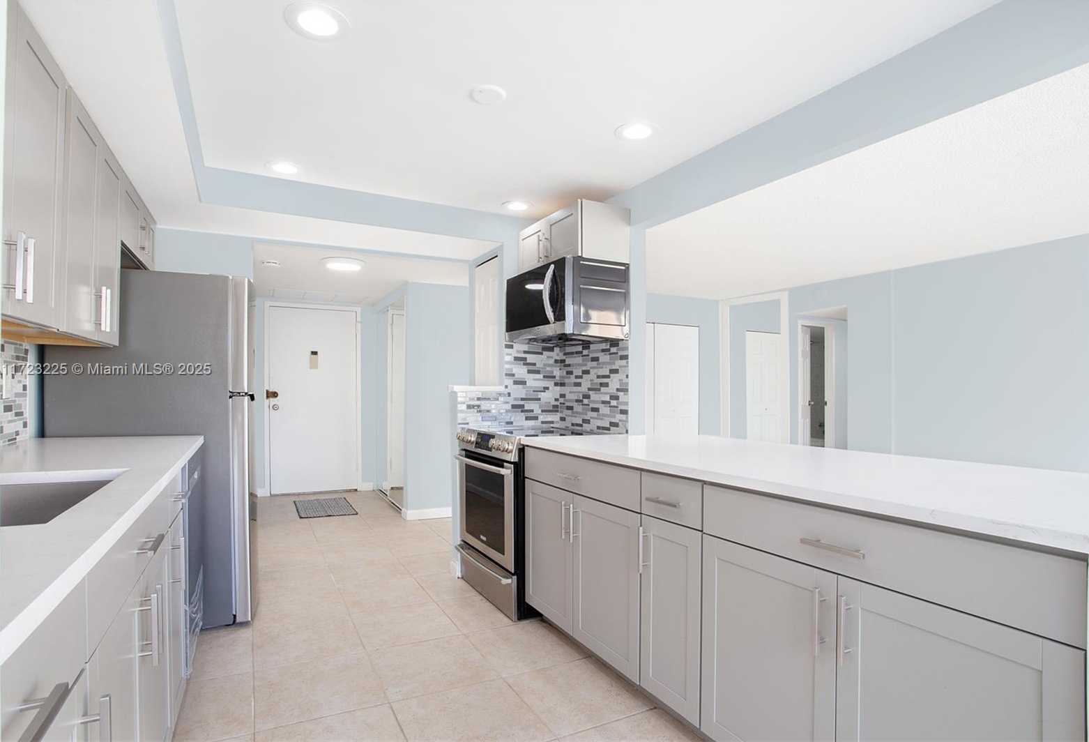 Small Image of 601 THREE ISLANDS BLVD #217, Hallandale Beach Number 5