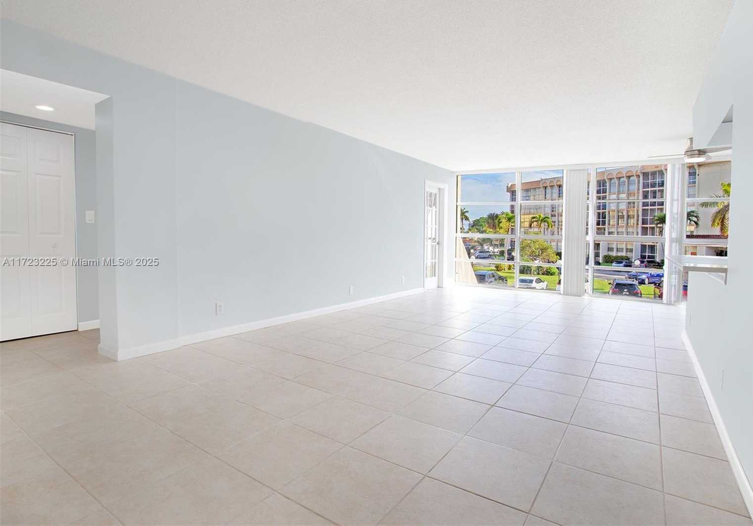 Small Image of 601 THREE ISLANDS BLVD #217, Hallandale Beach Number 7