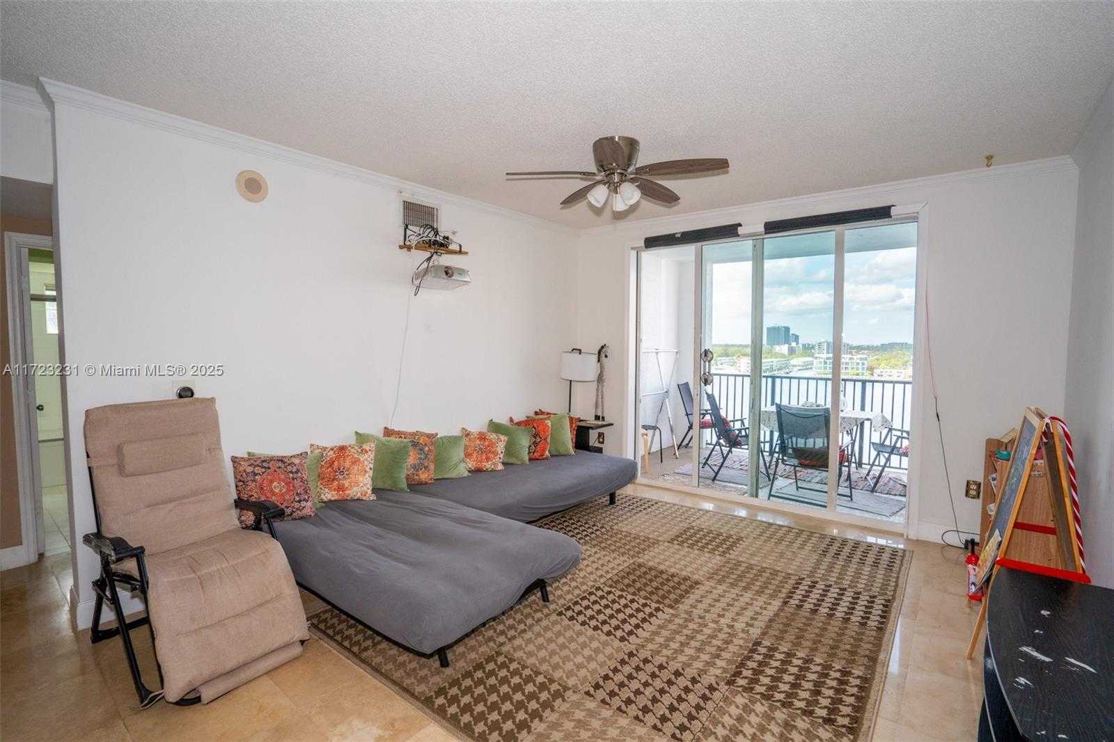 Small Image of 17100 NORTH BAY RD #1904, Sunny Isles Beach Number 10