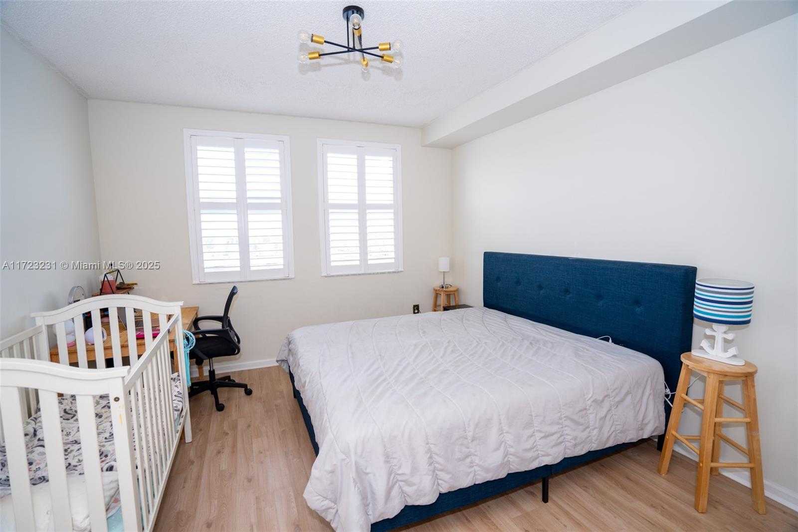 Small Image of 17100 NORTH BAY RD #1904, Sunny Isles Beach Number 19