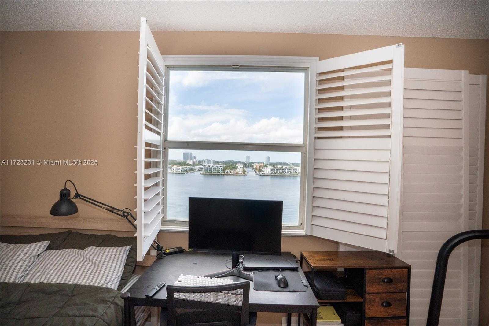 Small Image of 17100 NORTH BAY RD #1904, Sunny Isles Beach Number 27