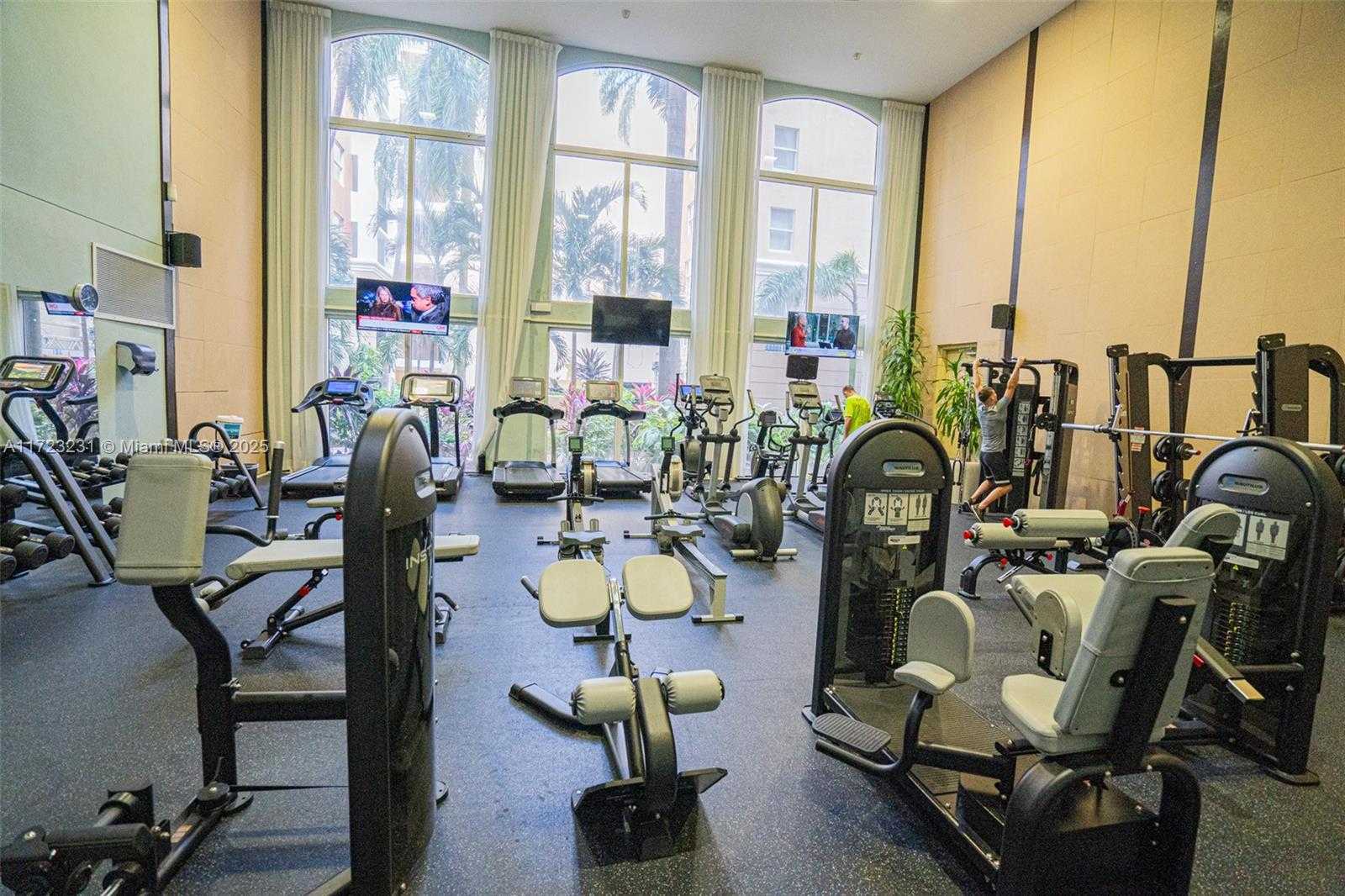 Small Image of 17100 NORTH BAY RD #1904, Sunny Isles Beach Number 39