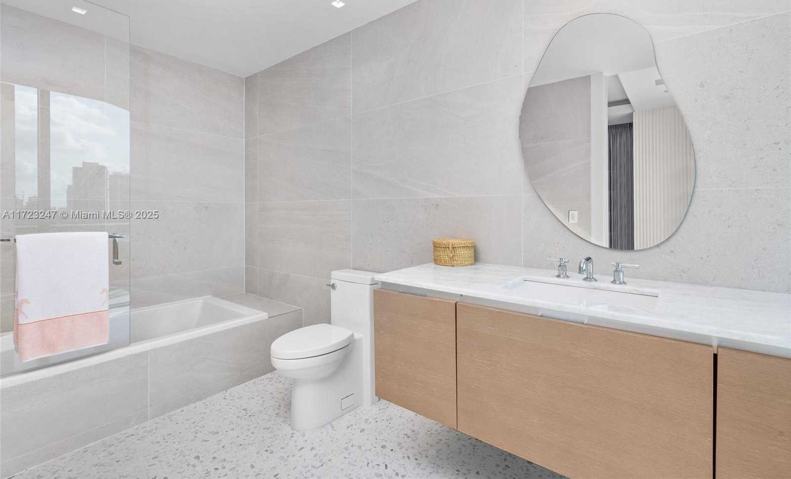 Small Image of 19575 COLLINS AVE #6, Sunny Isles Beach Number 31