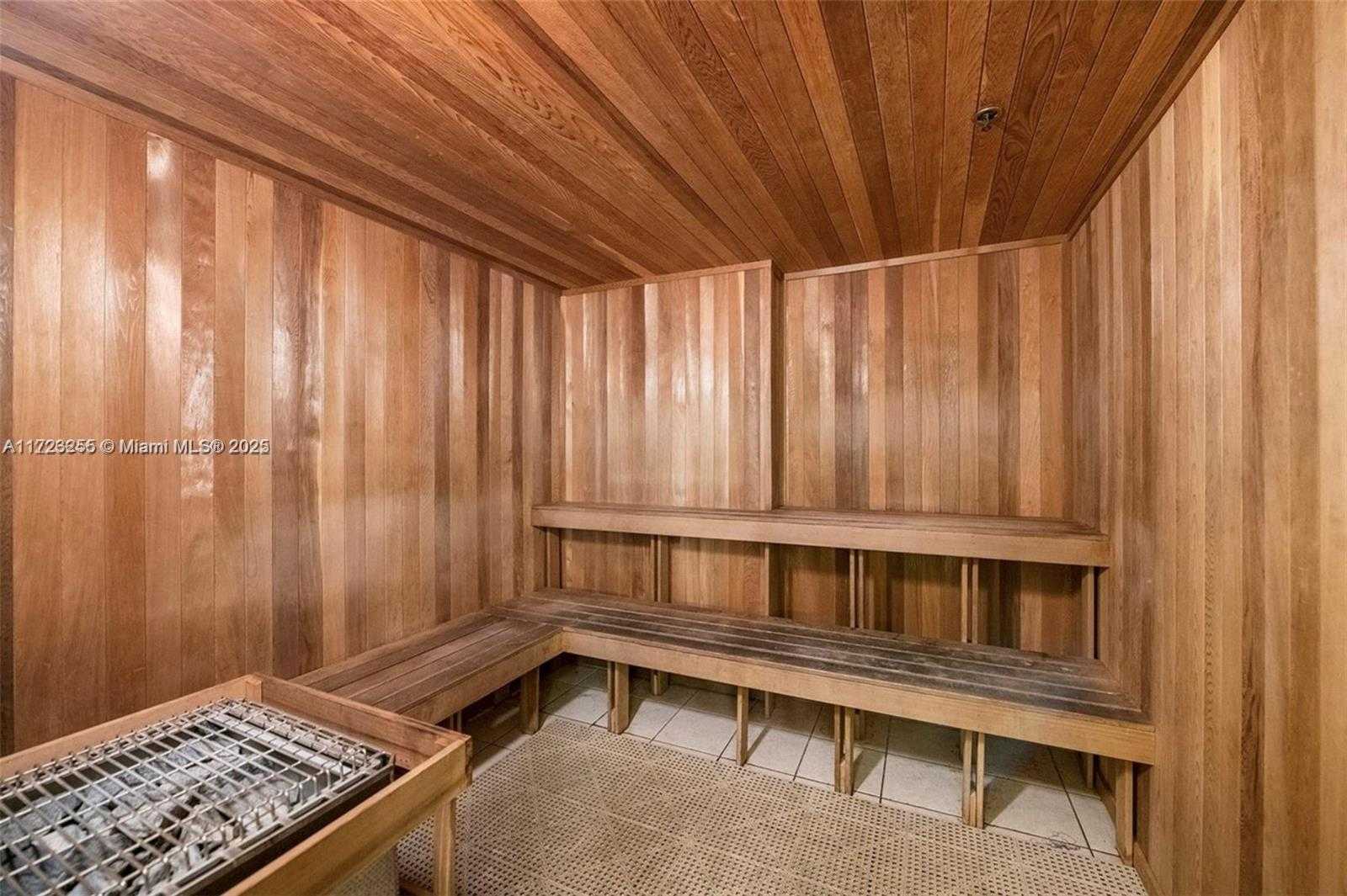 Small Image of 1830 RADIUS DR #810, Hollywood Number 11