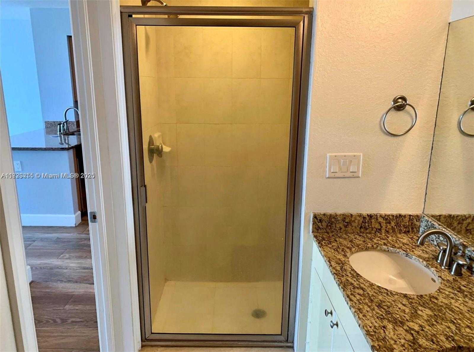 Small Image of 1830 RADIUS DR #810, Hollywood Number 26