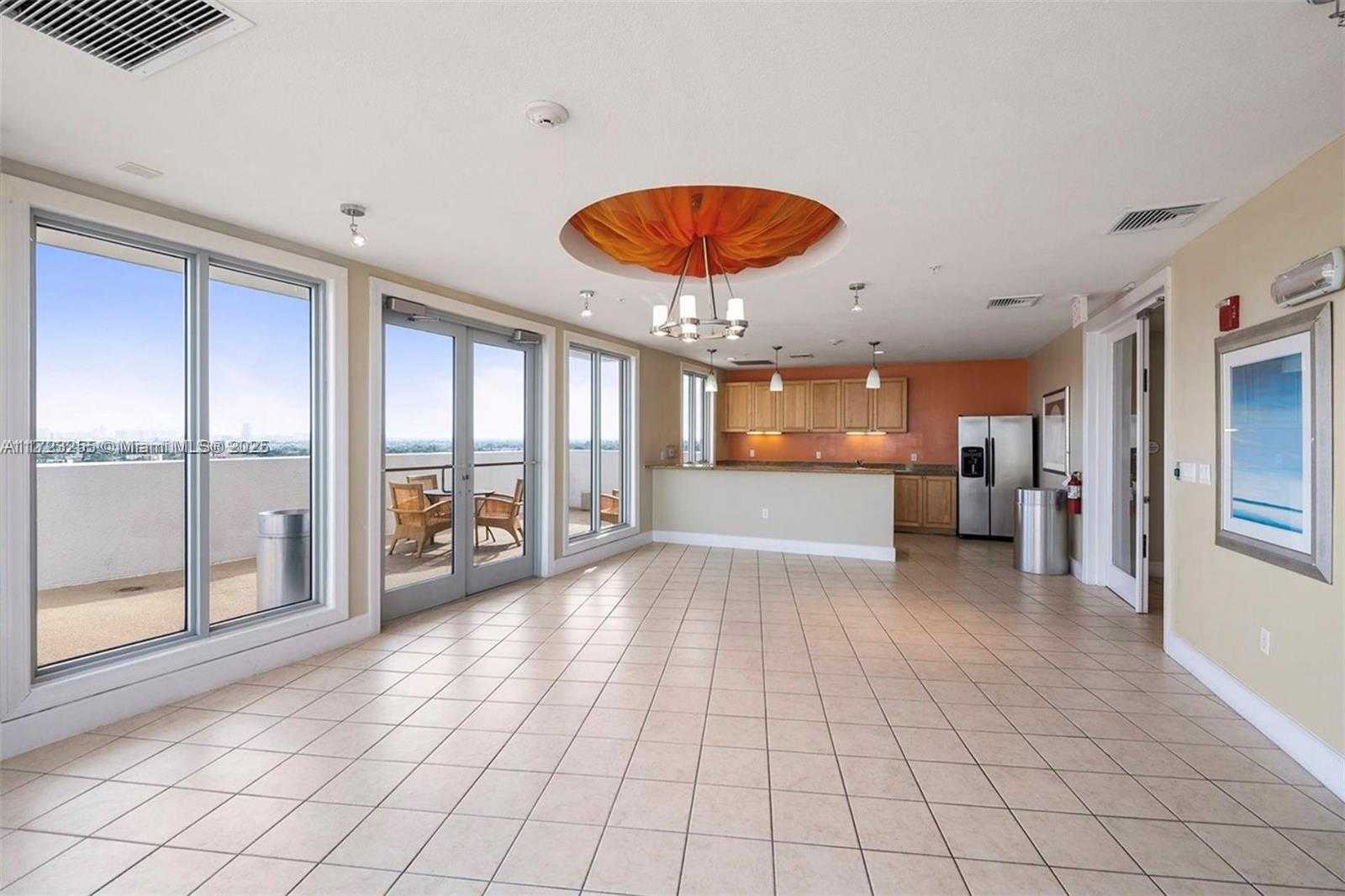 Small Image of 1830 RADIUS DR #810, Hollywood Number 9