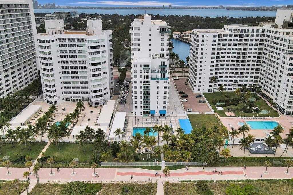 Small Image of 5001 COLLINS AVE #11F, Miami Beach Number 3
