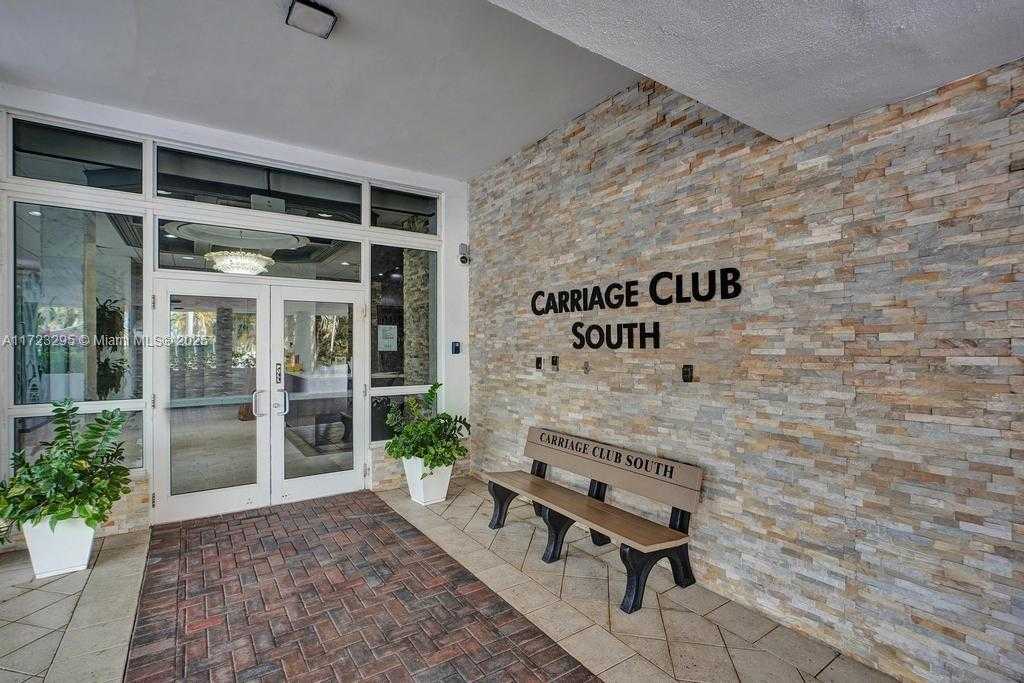 Small Image of 5001 COLLINS AVE #11F, Miami Beach Number 41