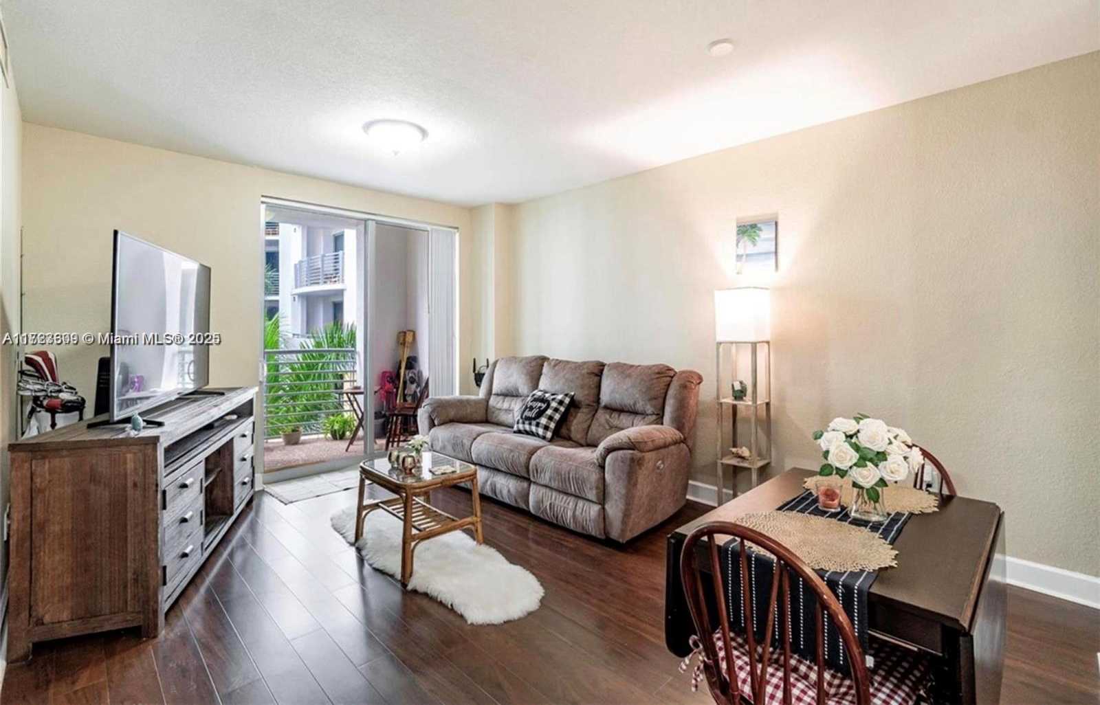 Small Image of 1830 RADIUS DR #516, Hollywood Number 21