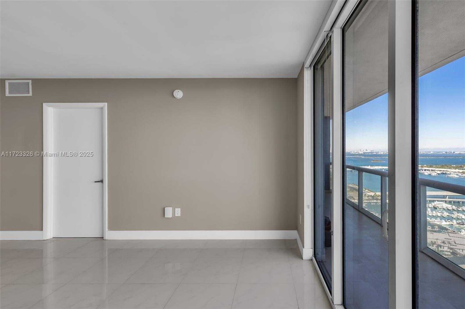 Small Image of 50 BISCAYNE BLVD #4208, Miami Number 12