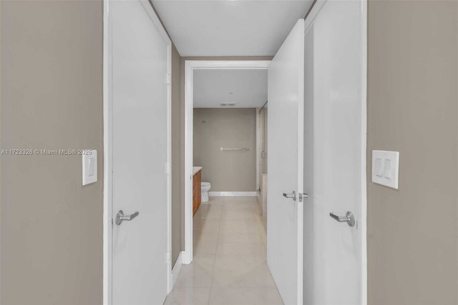 Small Image of 50 BISCAYNE BLVD #4208, Miami Number 22