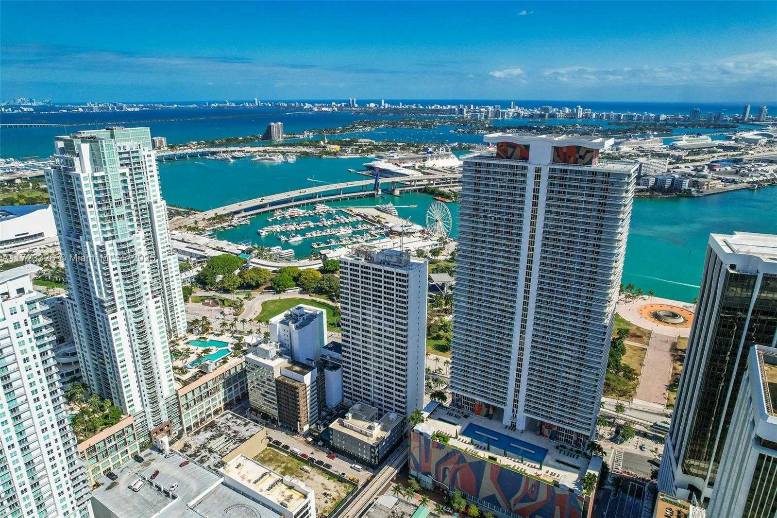 Small Image of 50 BISCAYNE BLVD #4208, Miami Number 3