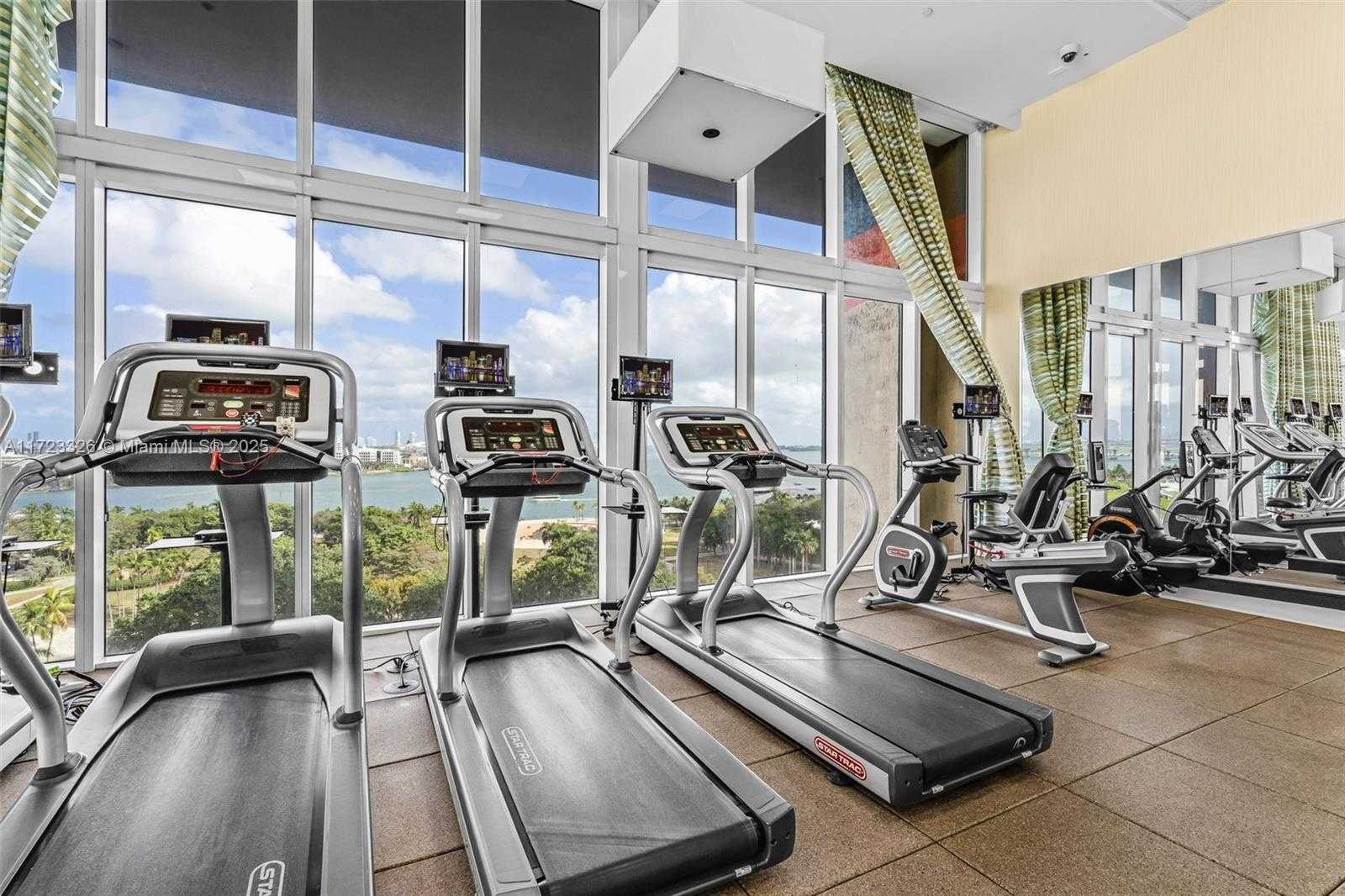 Small Image of 50 BISCAYNE BLVD #4208, Miami Number 39