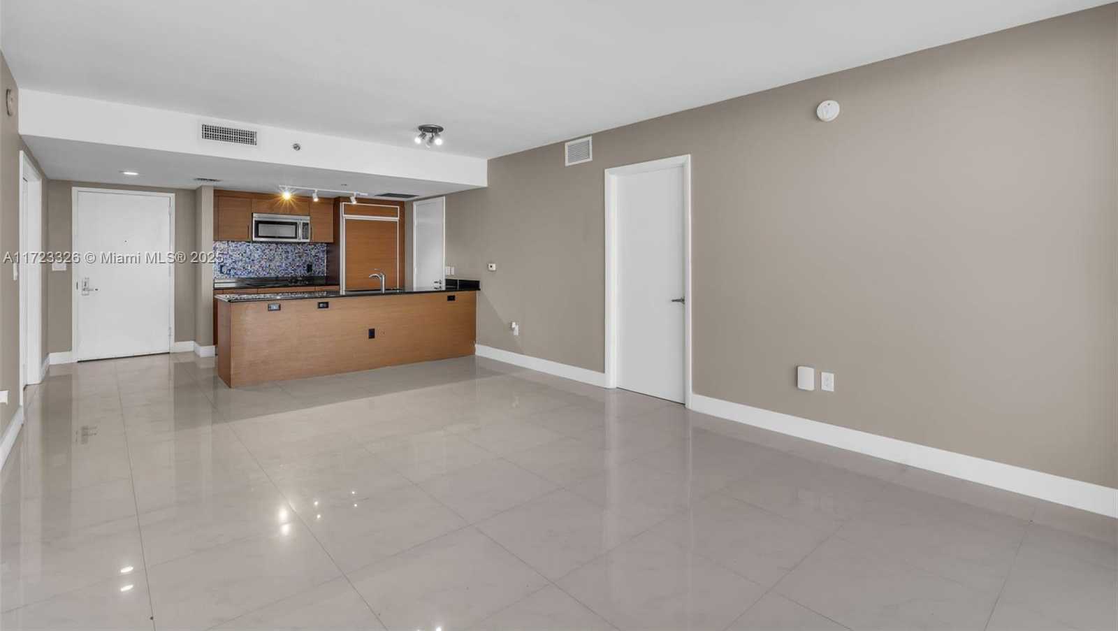 Small Image of 50 BISCAYNE BLVD #4208, Miami Number 9