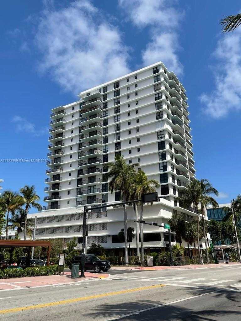 Small Image of 1800 COLLINS AVE #7C, Miami Beach Number 2