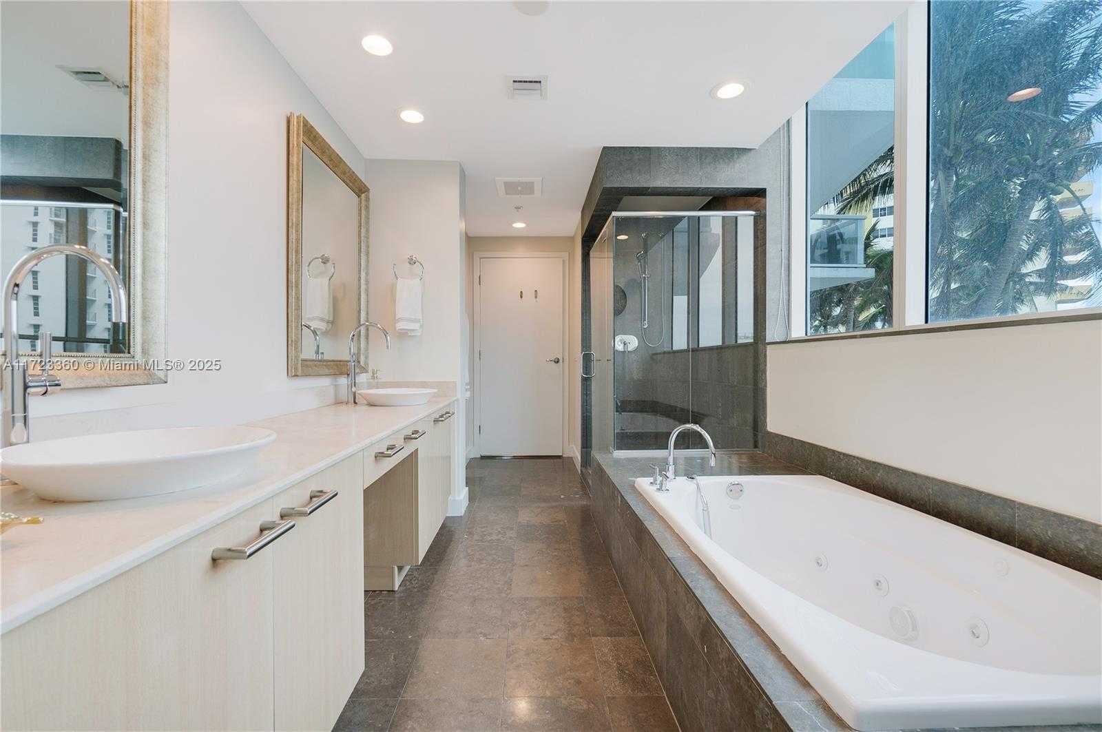 Small Image of 3801 COLLINS AVE #503, Miami Beach Number 10