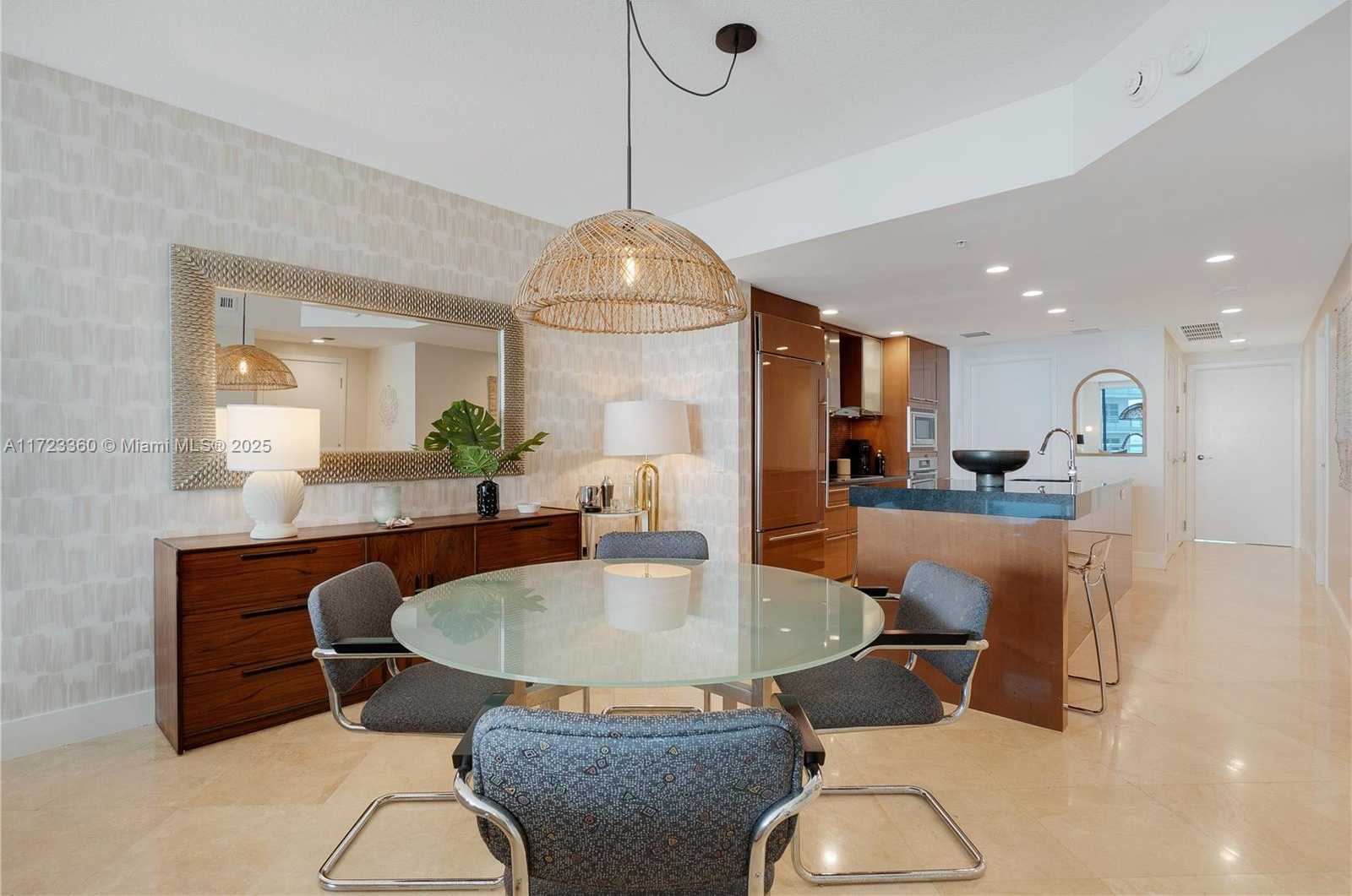 Small Image of 3801 COLLINS AVE #503, Miami Beach Number 5