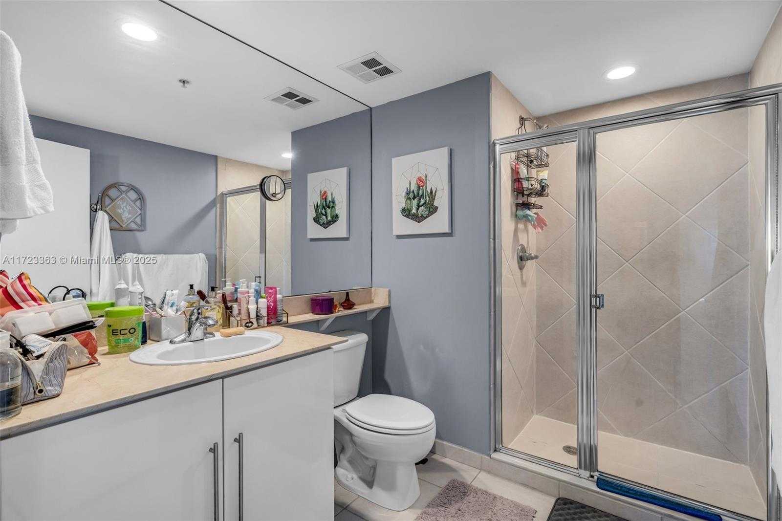 Small Image of 325 SOUTH BISCAYNE BLVD #3726, Miami Number 16