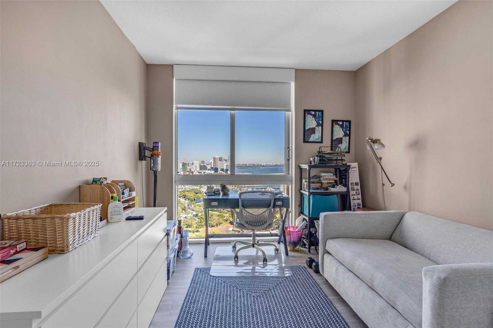 Small Image of 325 SOUTH BISCAYNE BLVD #3726, Miami Number 23