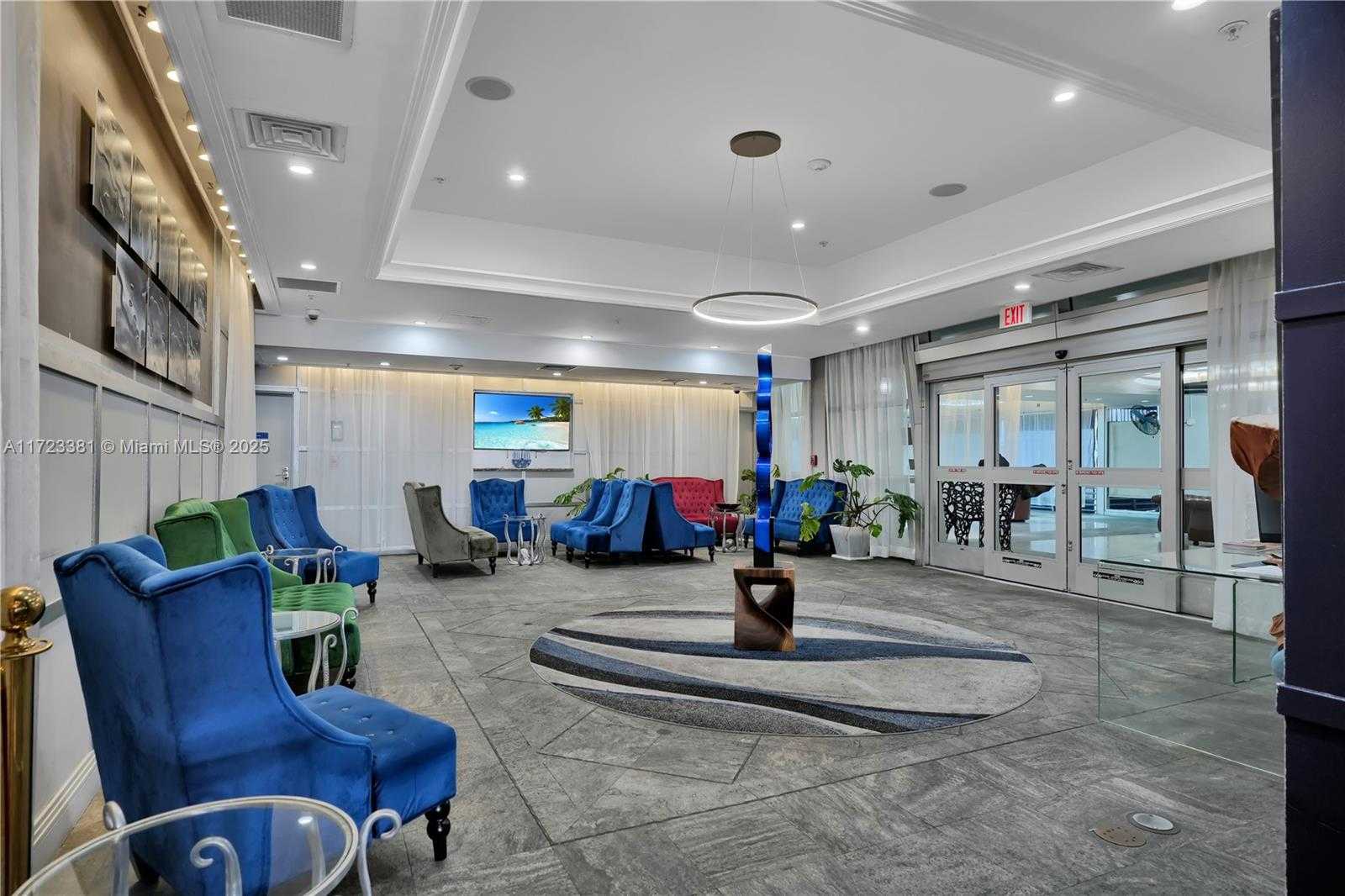 Small Image of 1437 COLLINS AVE #PH10, Miami Beach Number 24