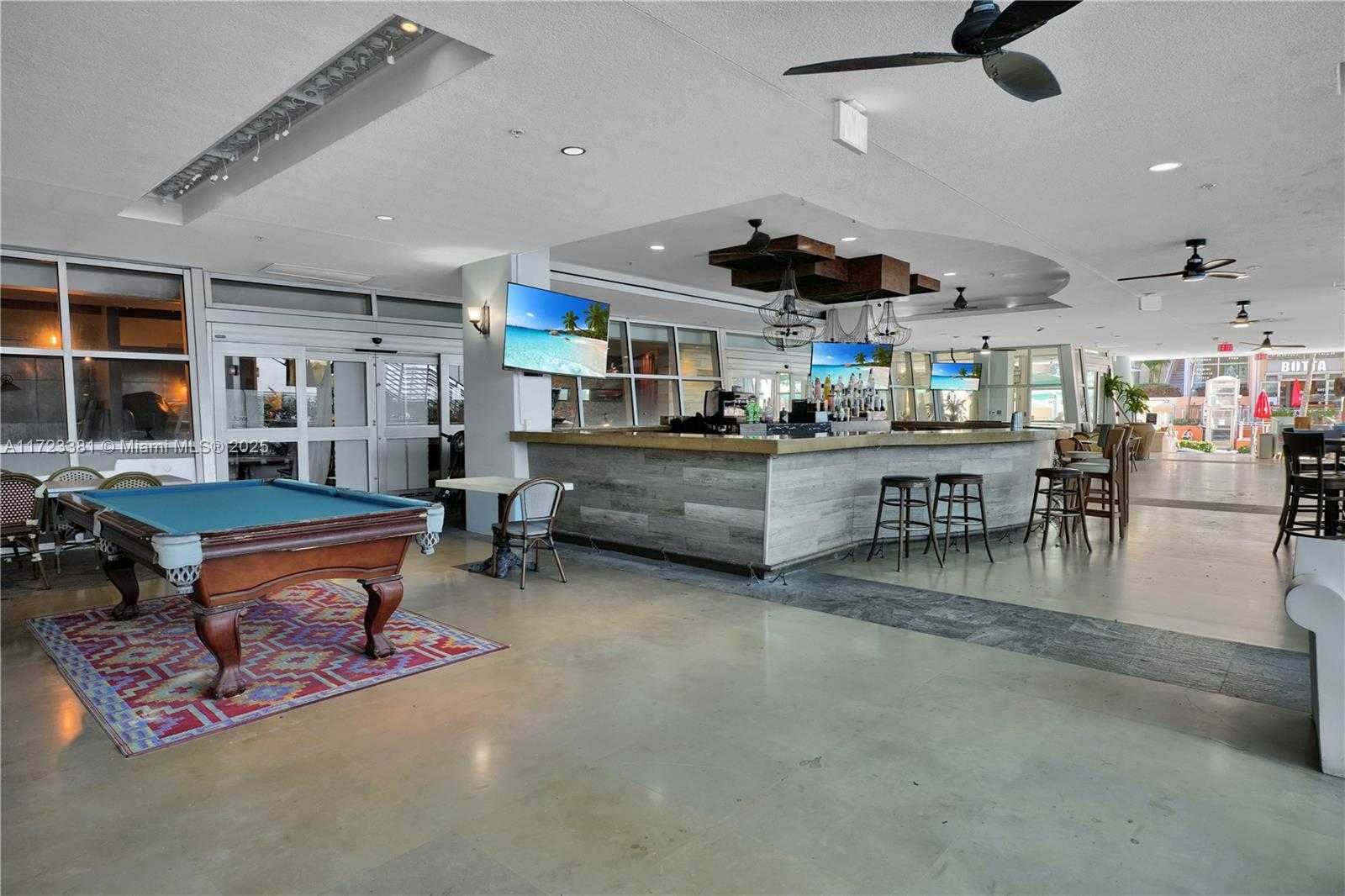Small Image of 1437 COLLINS AVE #PH10, Miami Beach Number 25