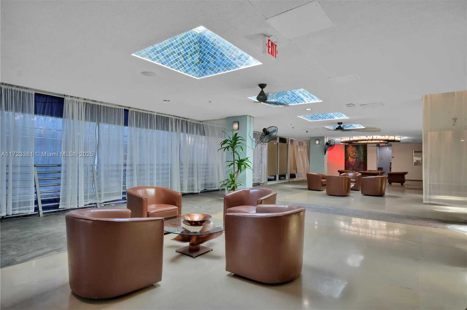 Small Image of 1437 COLLINS AVE #PH10, Miami Beach Number 26
