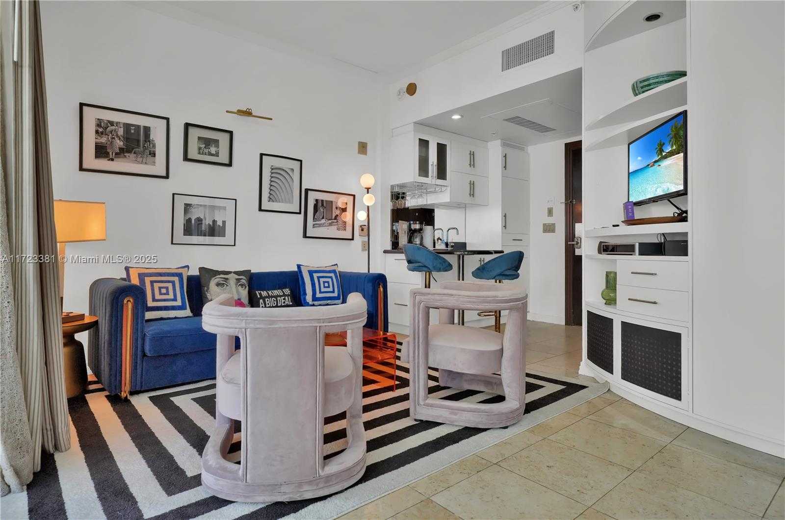 Small Image of 1437 COLLINS AVE #PH10, Miami Beach Number 4