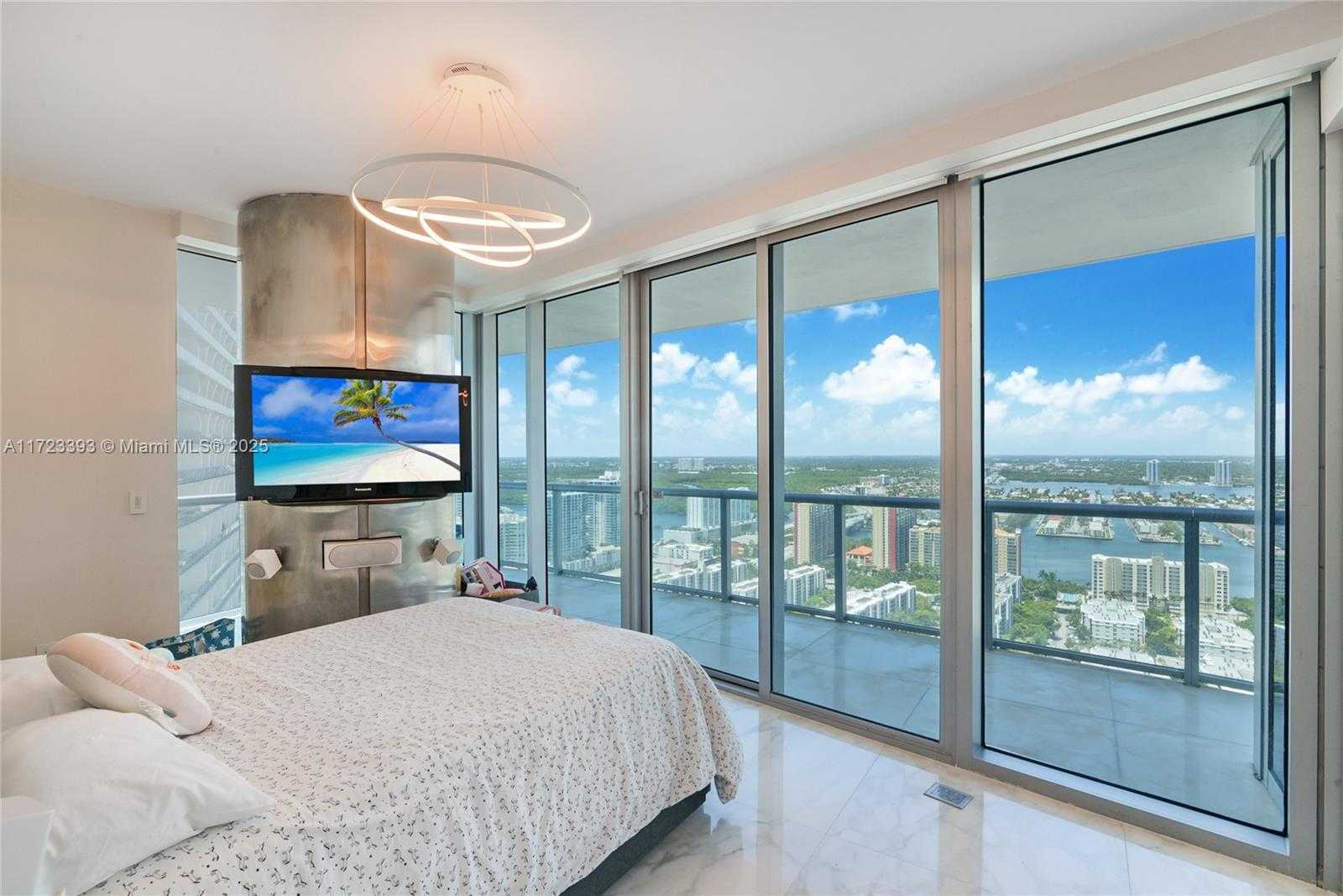 Small Image of 17001 COLLINS AVE #4101, Sunny Isles Beach Number 10