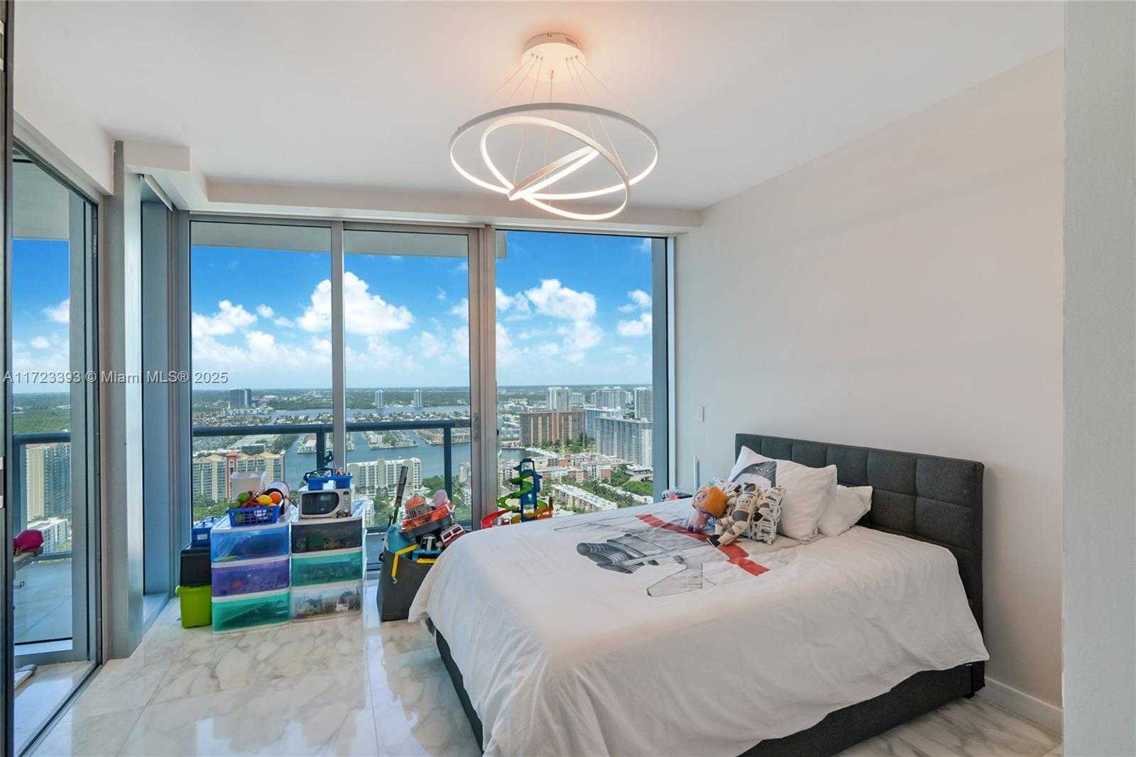 Small Image of 17001 COLLINS AVE #4101, Sunny Isles Beach Number 12