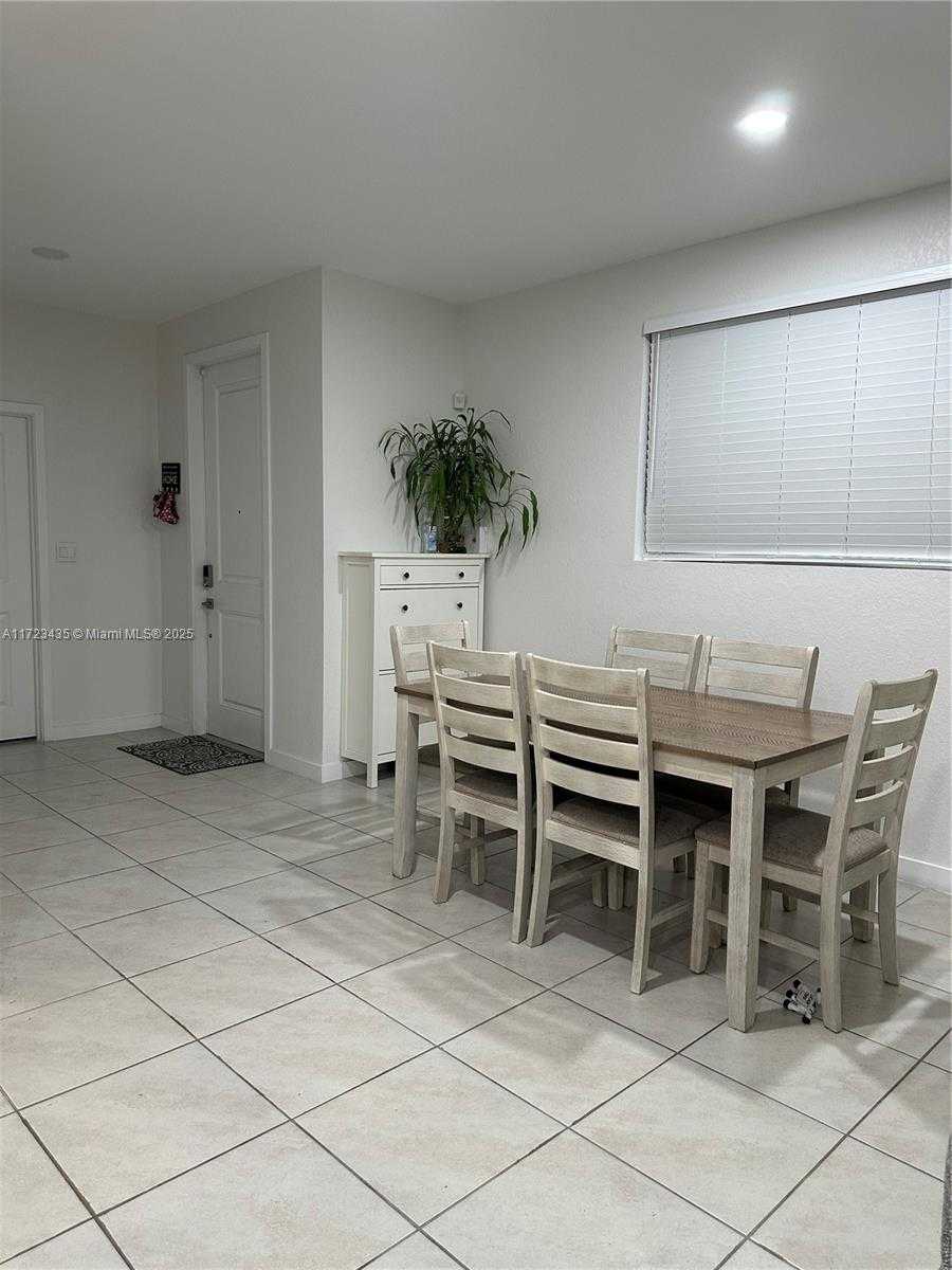 Small Image of 1755 SOUTH EAST 9TH TER, Homestead Number 5