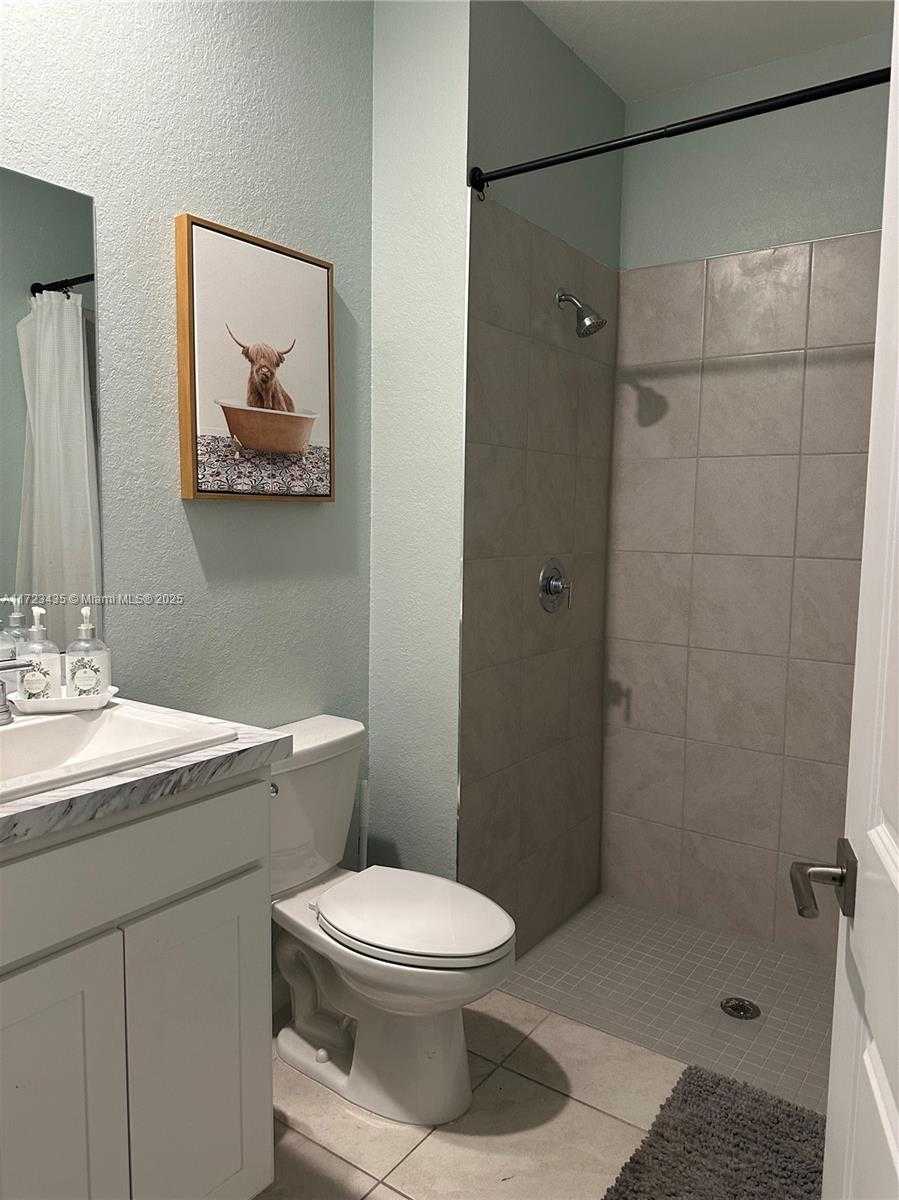 Small Image of 1755 SOUTH EAST 9TH TER, Homestead Number 9