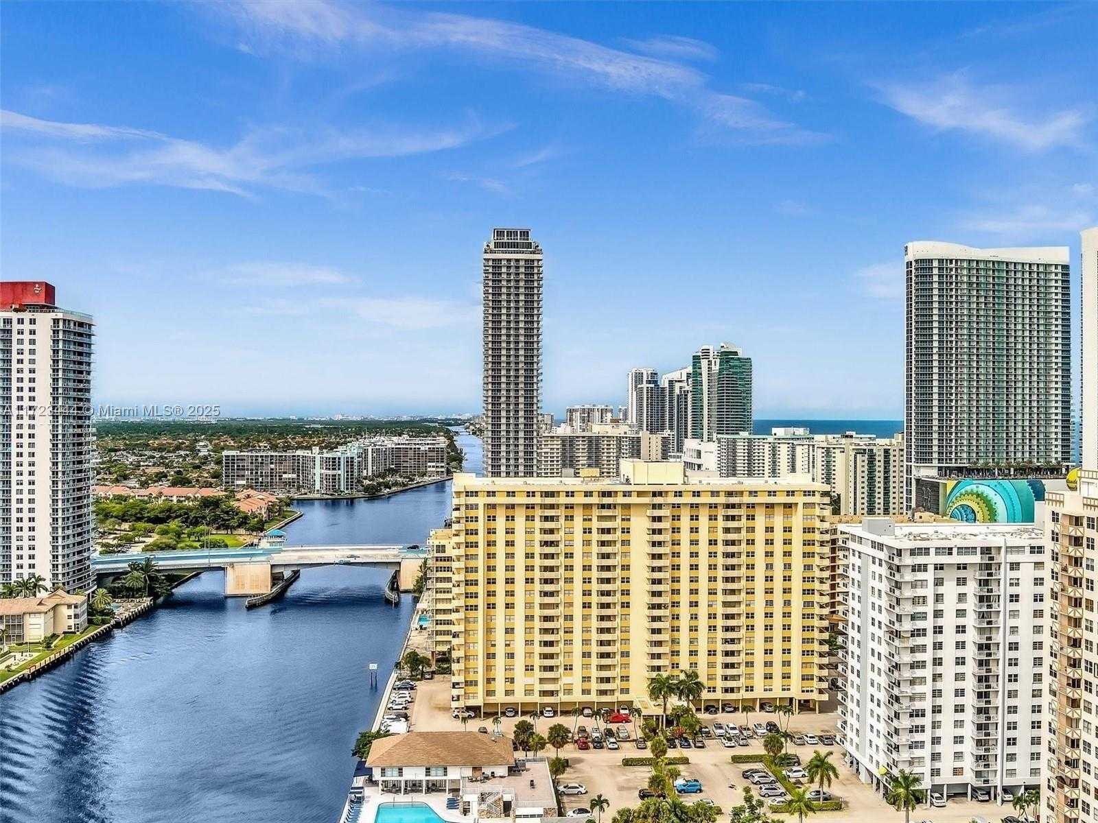 Small Image of 1833 SOUTH OCEAN DR #1808, Hallandale Beach Number 32