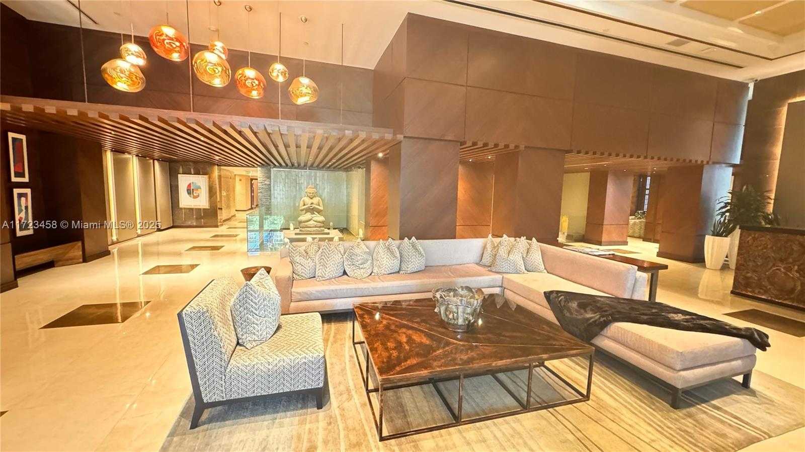 Small Image of 5875 COLLINS AVE #806, Miami Beach Number 13