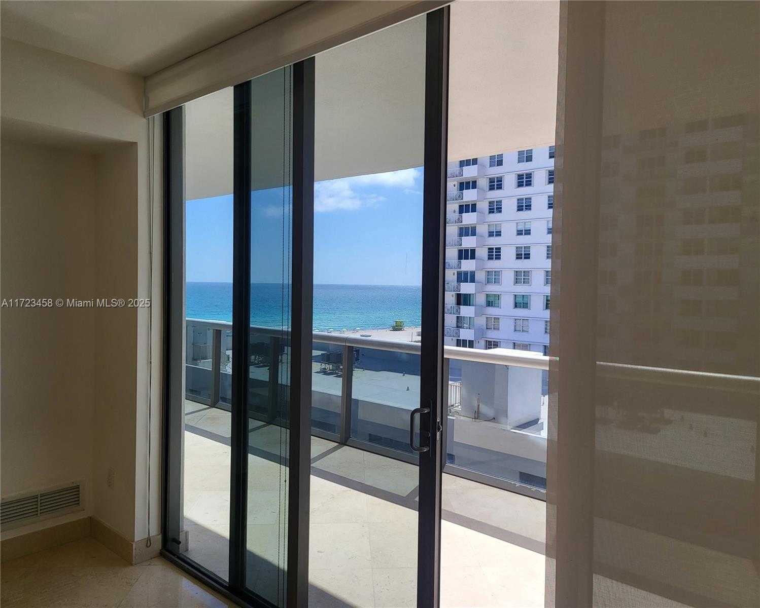 Small Image of 5875 COLLINS AVE #806, Miami Beach Number 17