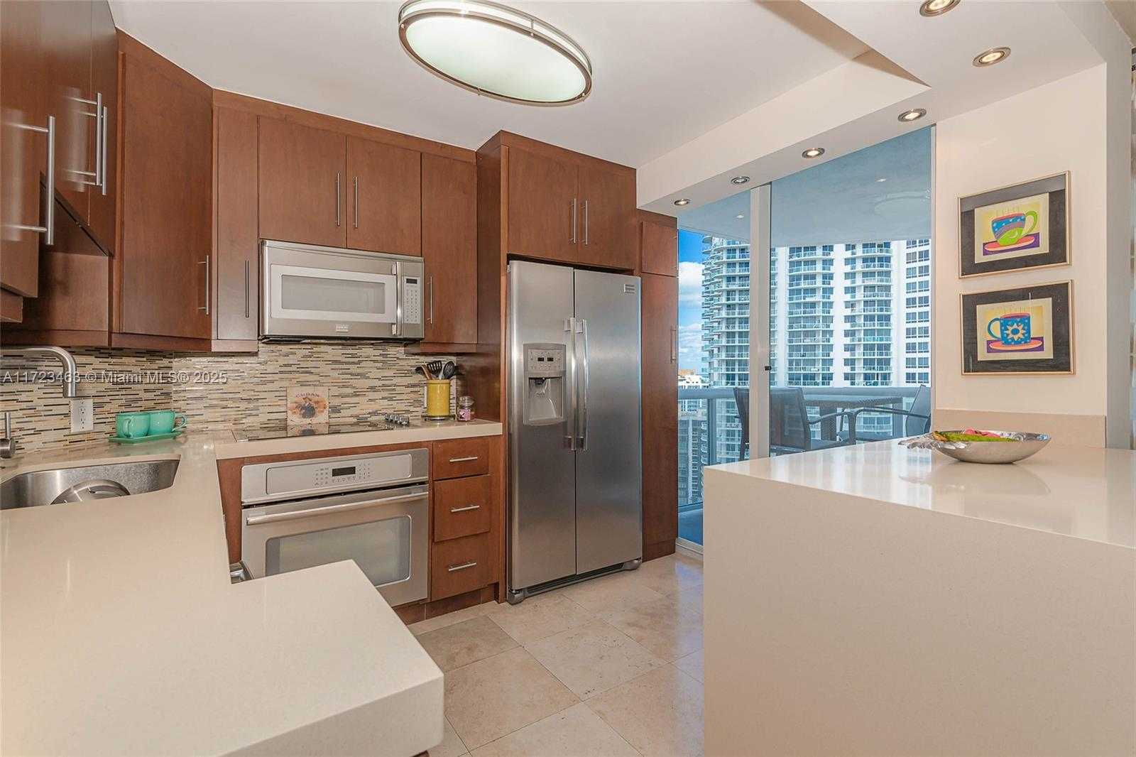 Small Image of 6301 COLLINS AVE #2608, Miami Beach Number 14